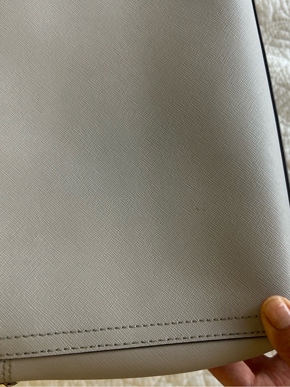 Lo and Sons Pearl Bag in Light Gray Saffiano - Picture 5 of 7